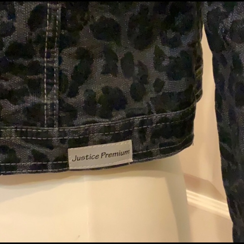 Justice Premium Animal Printed Jean Jacket - Picture 3 of 6